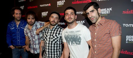 Ana Fernández, Octavi Pujades e Irene Montalà acuden al concierto de Sidecars