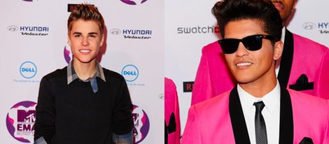 Irina Shayk, Bar Refaeli, Selena Gomez y Justin Bieber protagonizan la alfombra rosa de los MTV EMA 2011