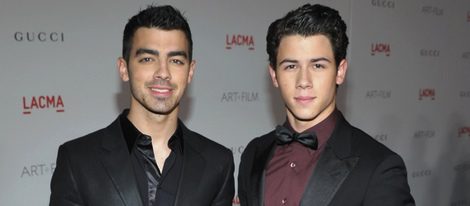 Nick Jonas celebra en DisneyWorld su aparición en la serie 'Last Man Standing'