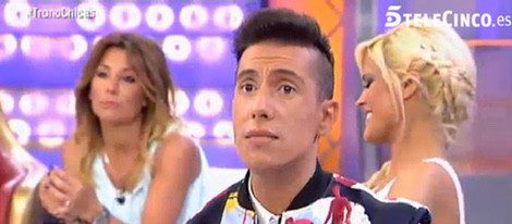 Jesús Reyes escucha los insultos de Labrador