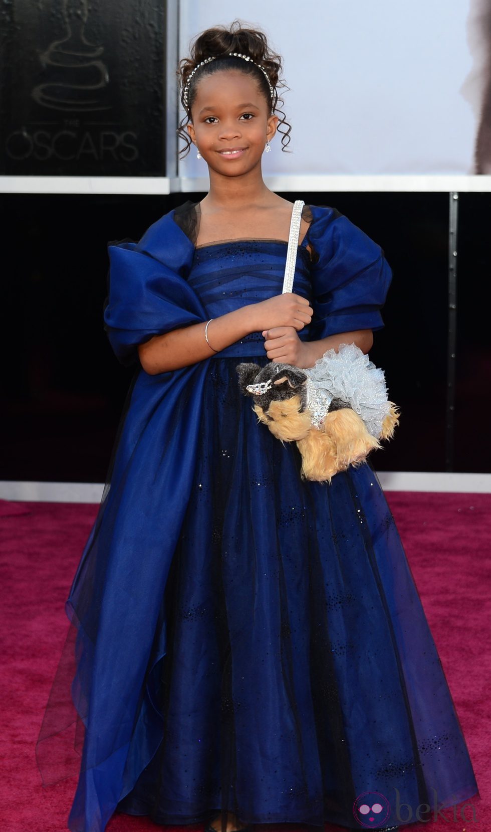 Quvenzhané Wallis en la alfombra roja de los Oscar 2013