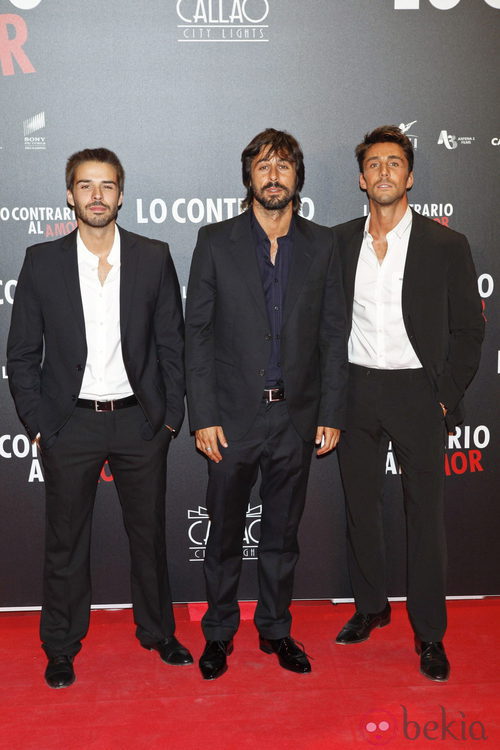Álex Barahona, Hugo Silva y Rubén Sanz en el estreno de 'Lo contrario al amor'