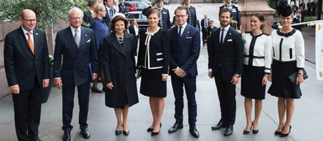 79057_familia-real-sueca-apertura-parlamento-2015_m.jpg