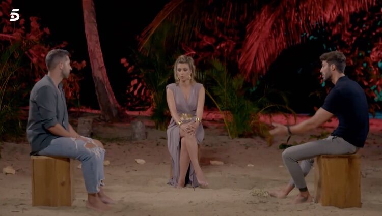 Alejandro y Pablo en el 'Círculo de fuego' / Foto: Telecinco.es