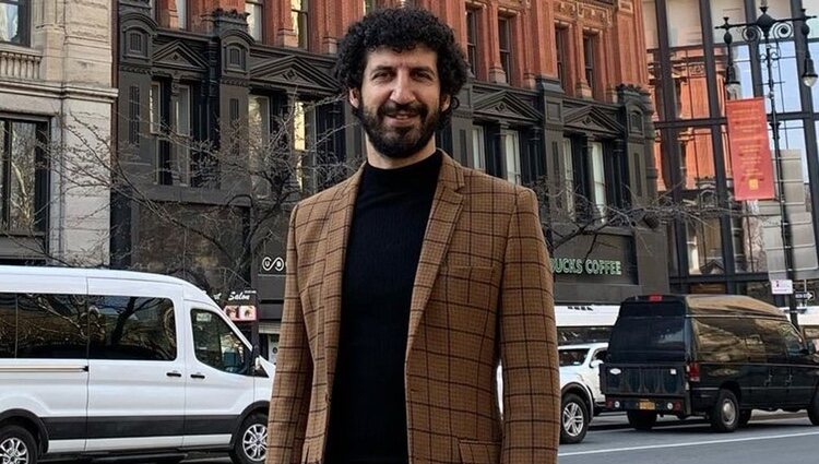 El artista Marwán posando / Foto: Instagram