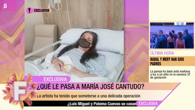 María José Cantudo postrada en la cama del hospital donde fue intervenida