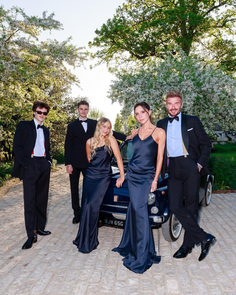 La familia Beckham en el 50 cumpleaños de David Beckham | Instagram