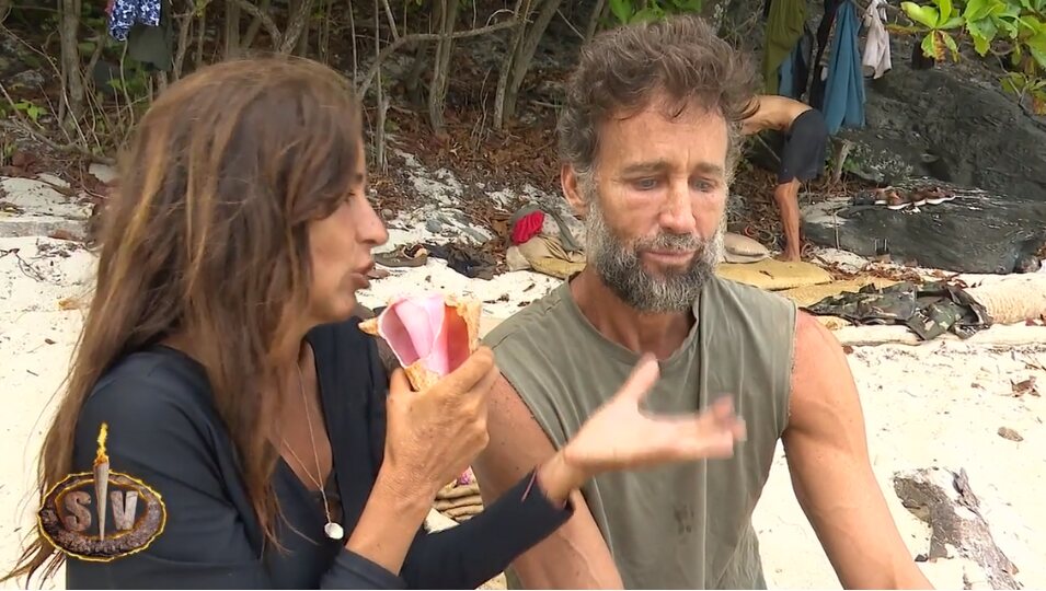Escassi habla de la infidelidad a su expareja l Foto: Telecinco.es