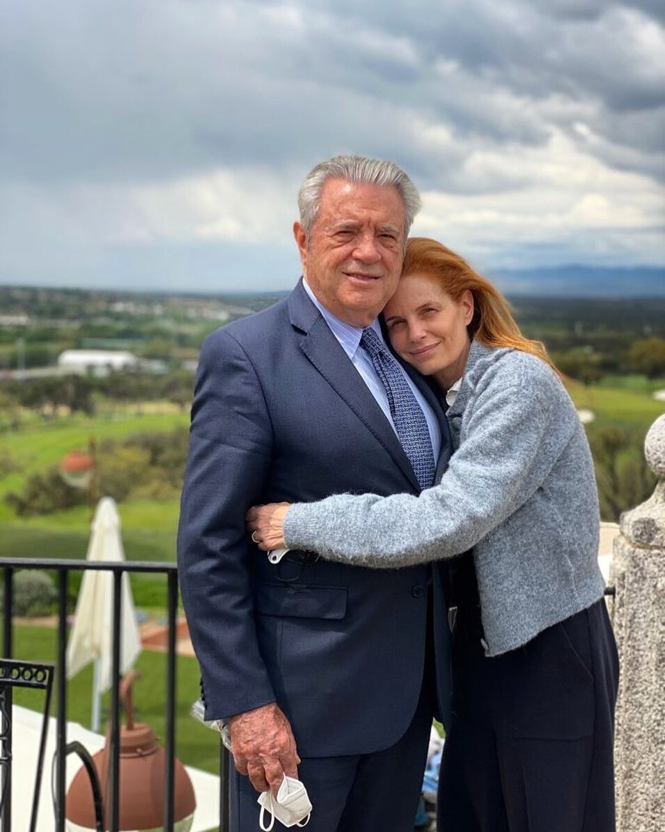 Francisco de Borbón y Escasany junto a su hija Olivia de Borbón | Instagram