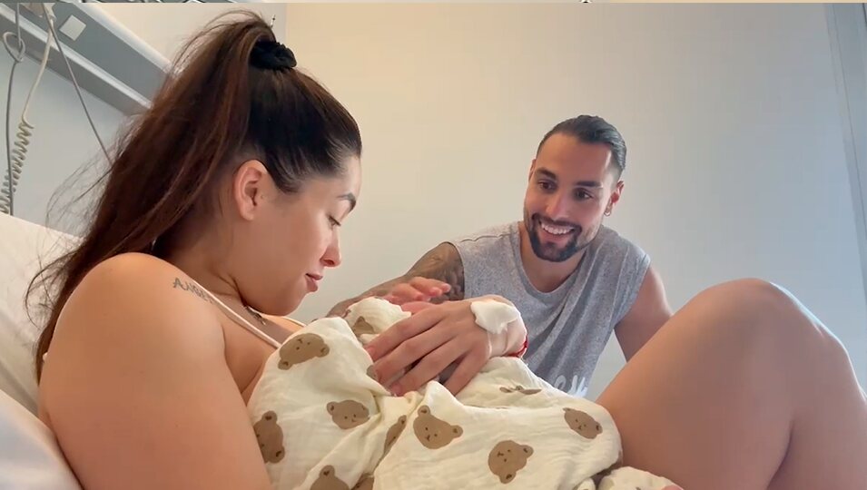 Jennifer Lara comunica que ya ha dado a luz a su hijo Asia | telecinco.es