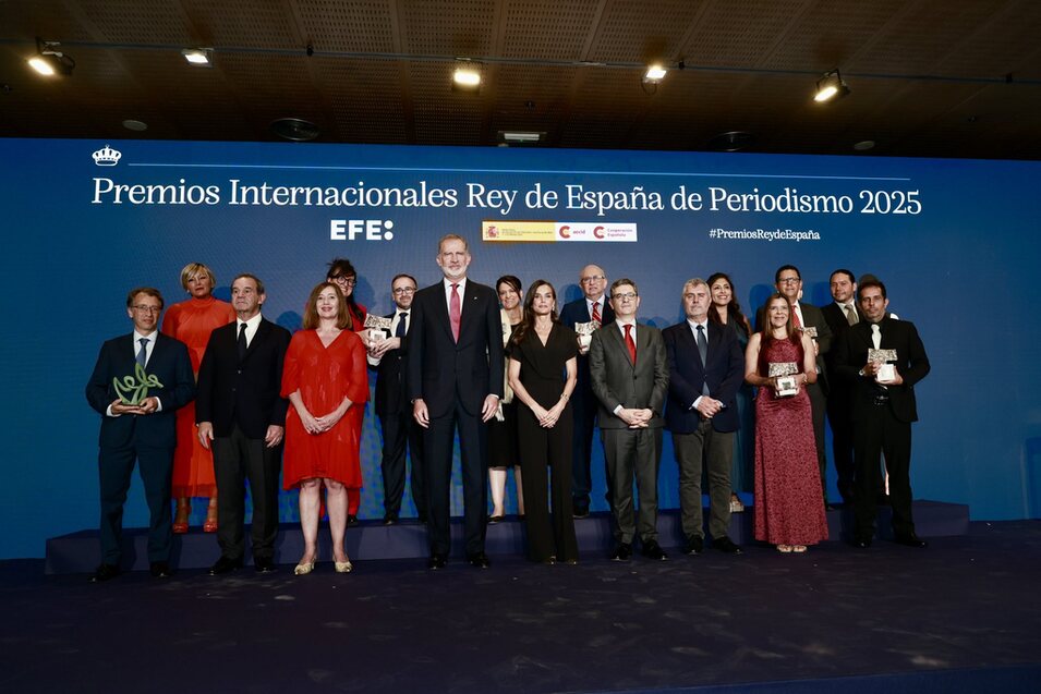 Los Reyes presiden la entrega de los Premios Internacionales