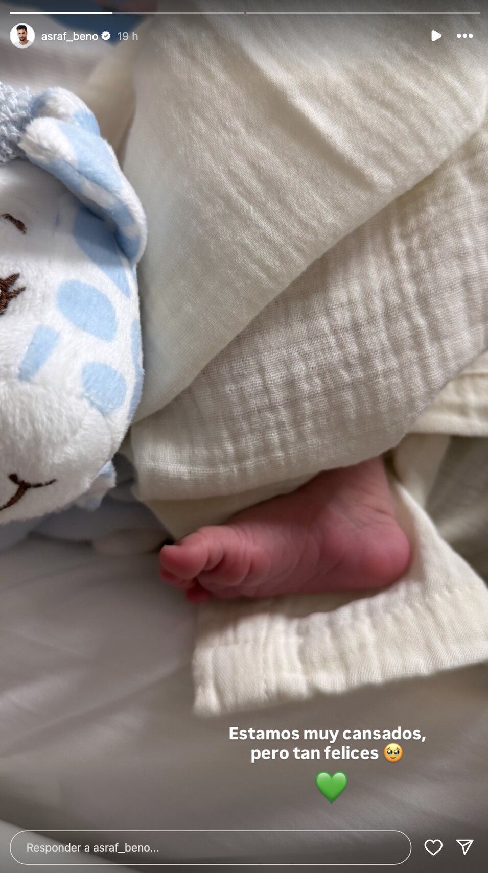 Asraf Beno comparte una foto de su hijo | Instagram