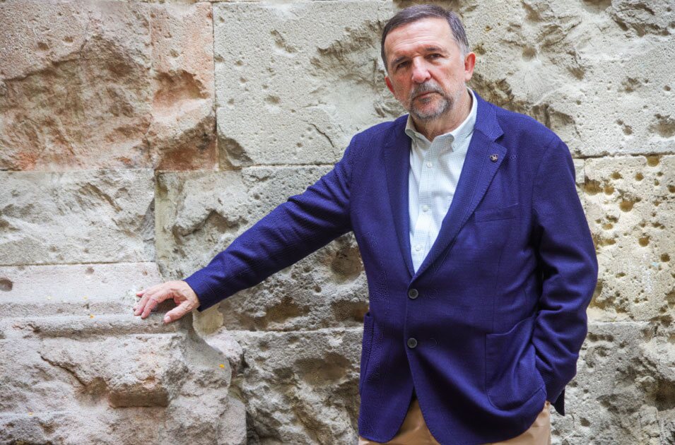Sergio Vila-Sanjuán obtuvo el Premio Fernando Lara de Novela 2025 con 'Misterio en el Barrio Gótico'