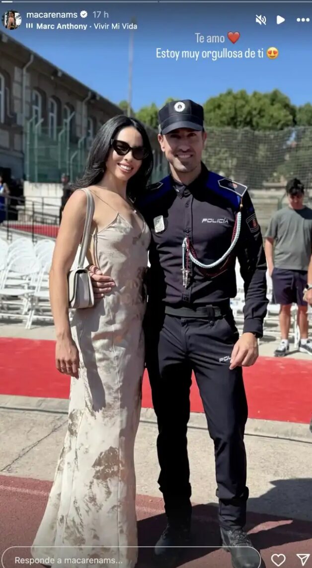 Rafa Morta, ya con el traje en su jura de bandera l Foto: Instagram