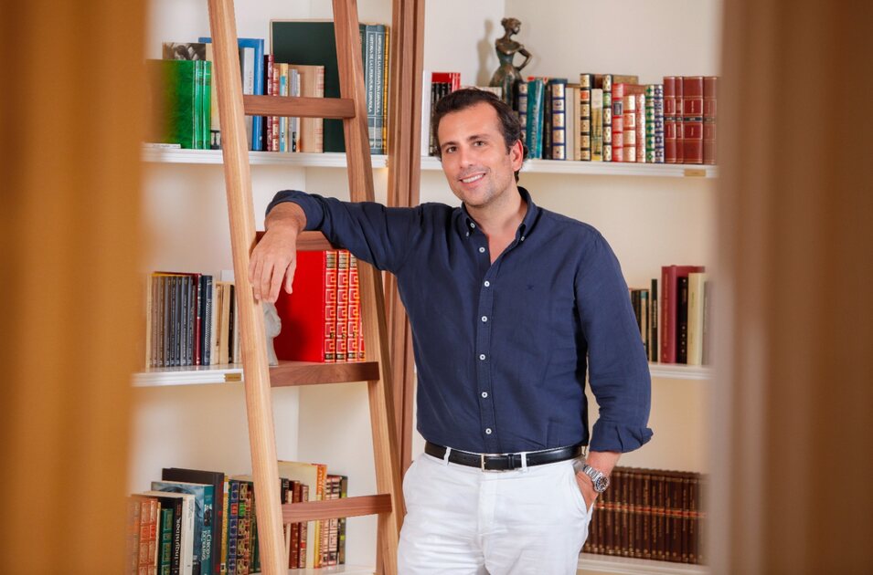 Luis Díaz debuta con su novela 'El viudo'