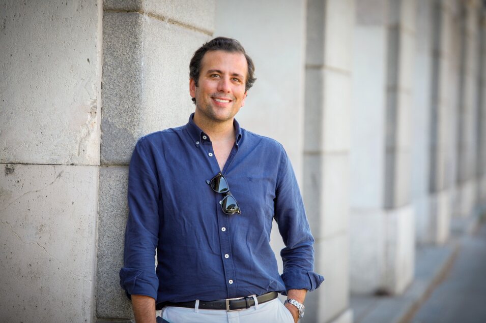 Luis Díaz debuta con su novela 'El viudo'