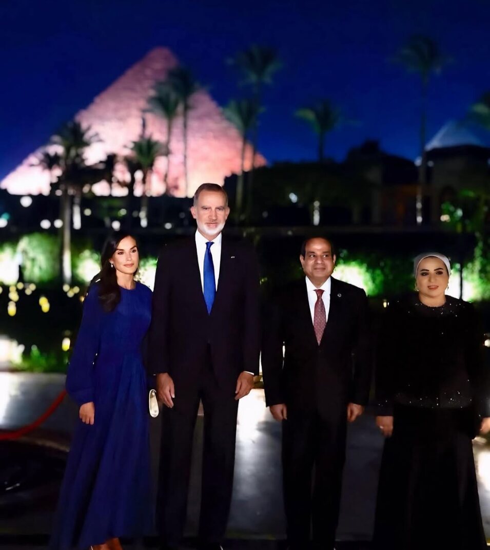 La Reina Letizia y el Rey Felipe VI junto al presidente Abdelfatah El-Sisi y la primera dama Entissar Amer | Foto: Instagram