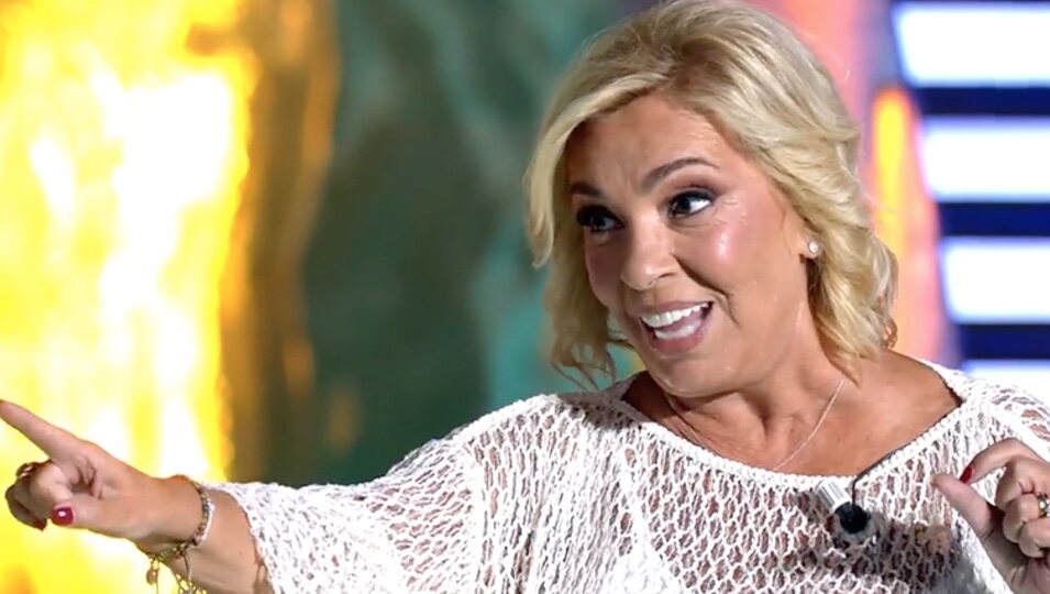 Carmen Borrego en el plat de 'V All Stars' / Fotografía: Telecinco