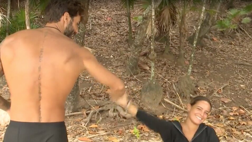 Gloria Camila e Iván González en Playa Armonía / Fotografía: Telecinco