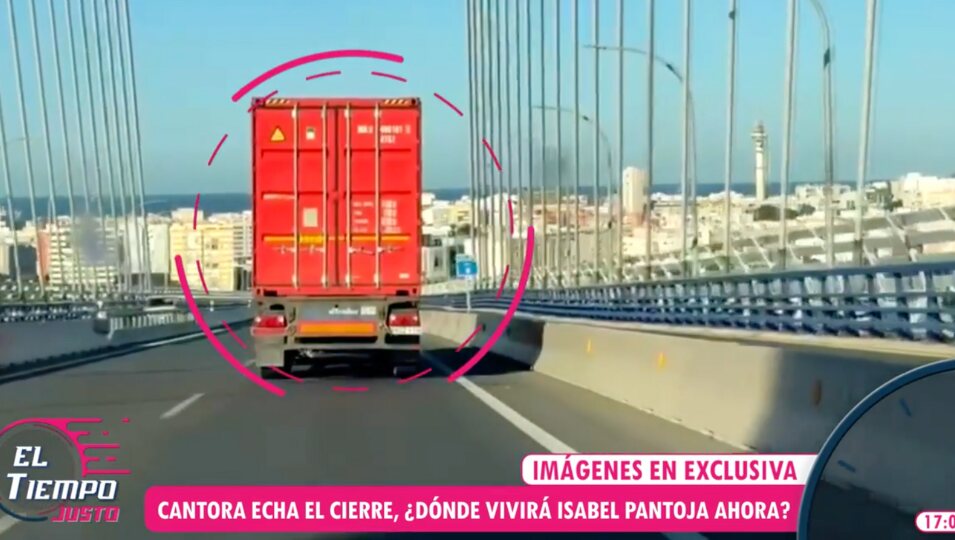 'El Tiempo Justo' sigue el camión con las cosa de Cantora | foto: Telecinco.es