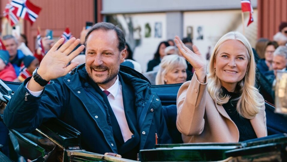 Mette-Marit y Haakon llegando a Ål / Fotografía: Casa Real Noruega