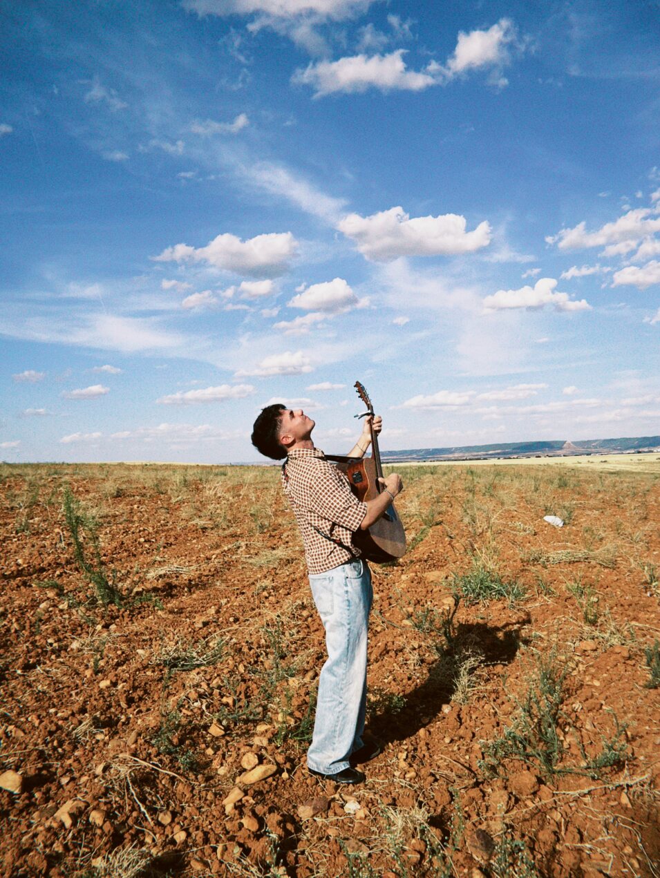 Asier Martí nos presenta su álbum Los Años Que Nos Han Faltado Vivir | Foto: Posado de Asier Martí