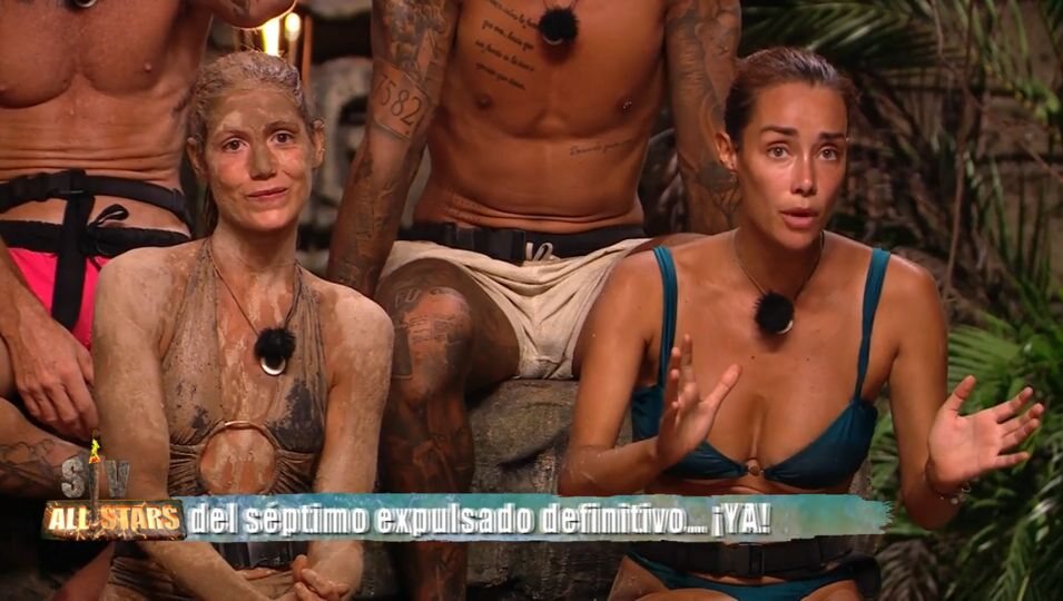 Adara y Miri en la palapa | Fotografía: Telecinco