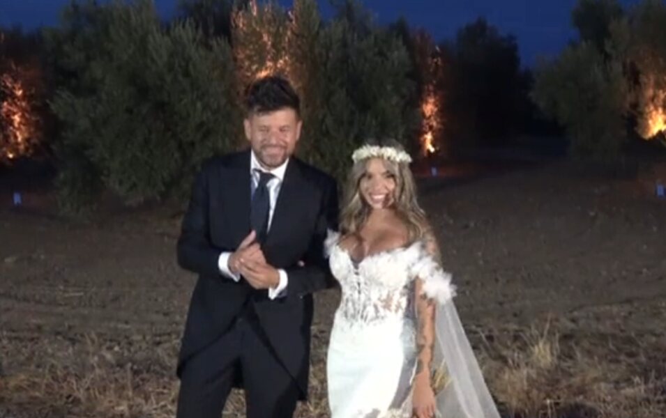 Pablo López y Laura Rubio en su segunda boda en Cádiz | Foto: Antena3.com
