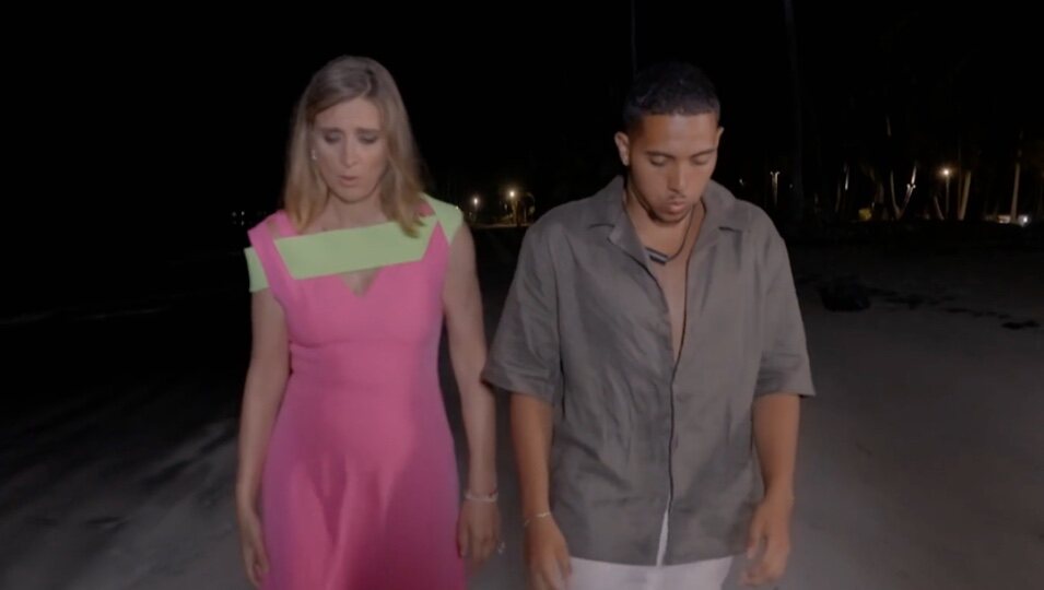 Gilbert habla con Sandra Barneda | Fotografía: Telecinco