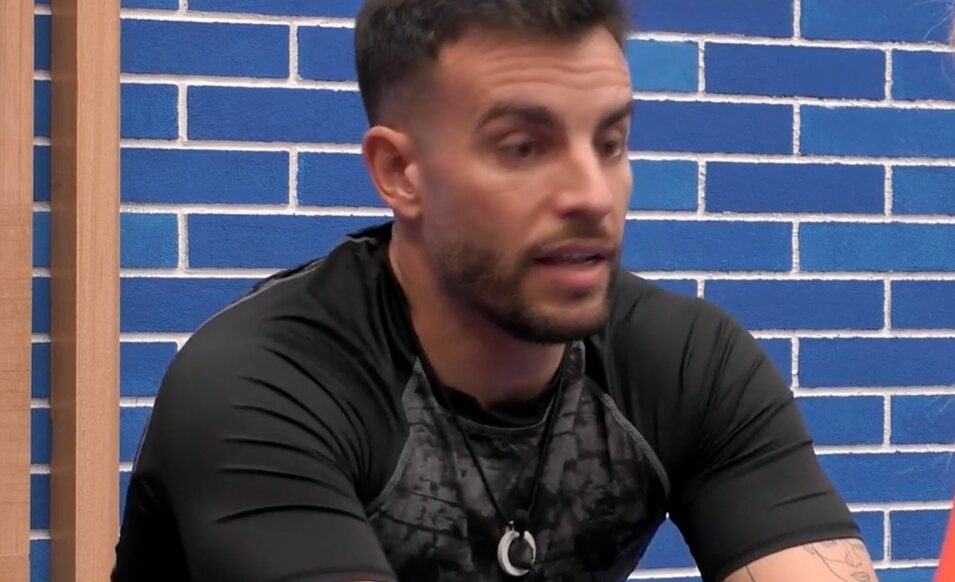 Íñigo habla con Edurne sobre lo que siente | Foto: Telecinco.es