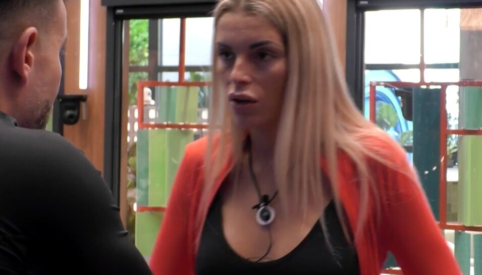 Edurne desmiente el distanciamiento que ve Íñigo | Foto: Telecinco.es