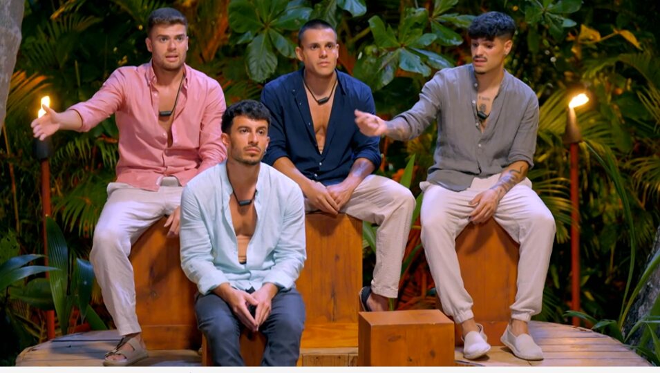 Los chicos piden hoguera de enfrentamiento para Gilbert | Fotografía: Telecinco