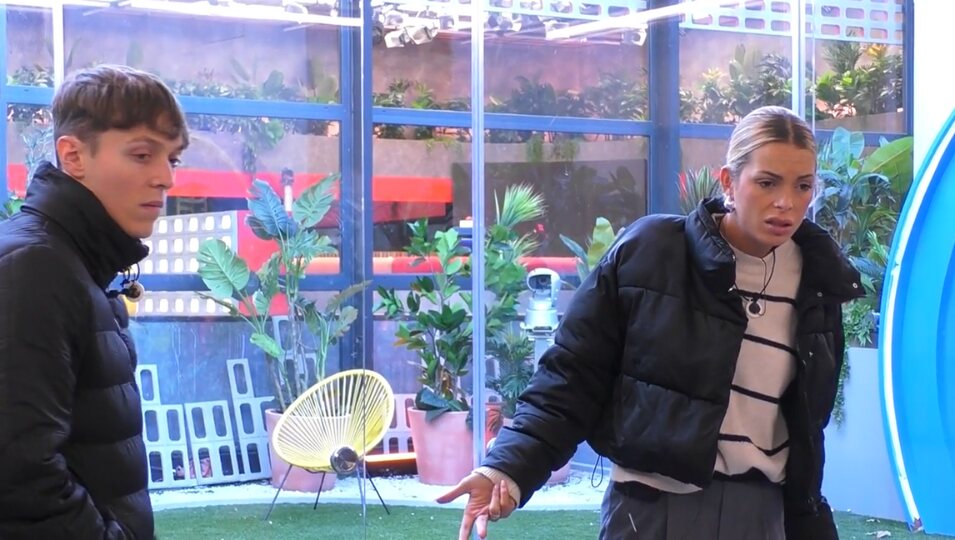 Edurne se ofende ante un comentario de Íñigo | Fotografía: Telecinco