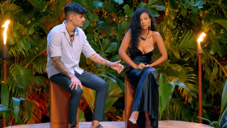 Álvaro y Mayeli en su hoguera | Foto: telecinco.es