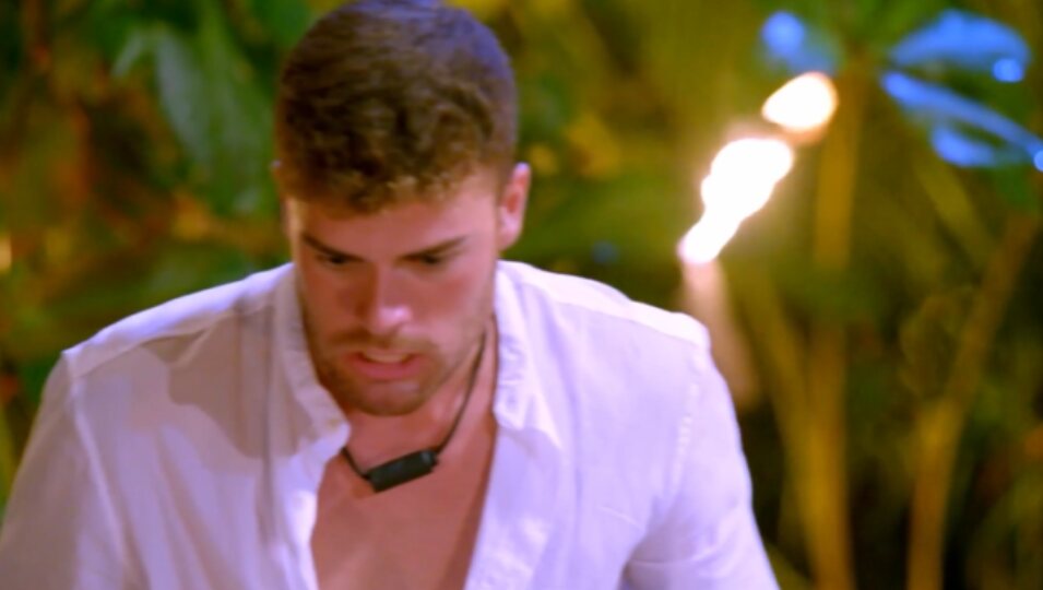 Darío pierde los papeles al ver el beso de Almudena con Borja | Foto: Telecinco.es