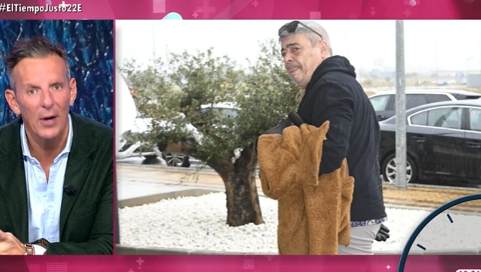 Antonio Canles visto en el entierro de su hermano | Foto: Telecinco.es