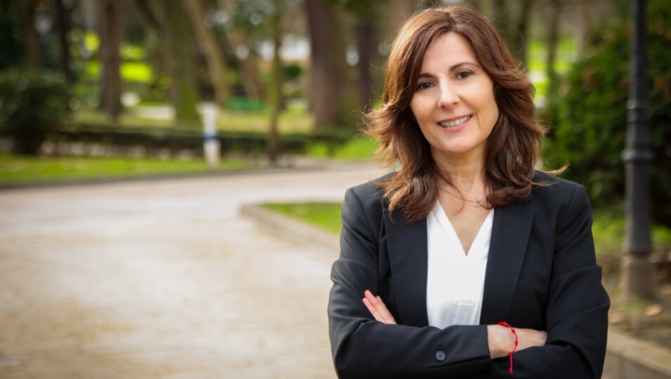 Foto promocional de la nueva novela de Mayte Uceda 'Los amores paralelos' | Foto: Promoción Mayte Uceda