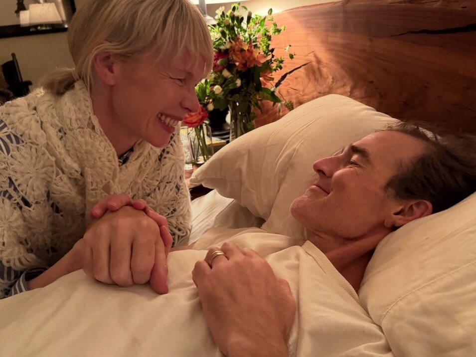 James con su amiga Erin en los últimos momentos | Instagram