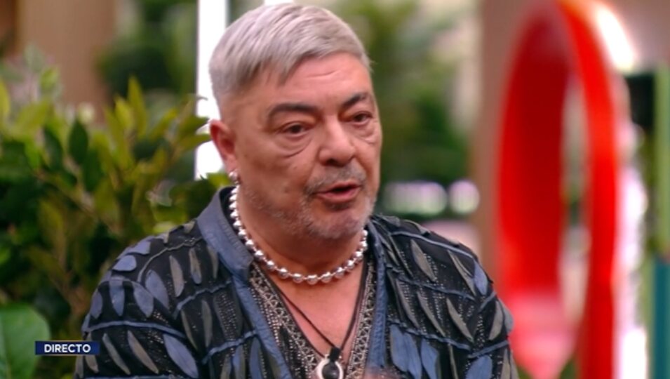 Antonio Canales disculpándose por su comportamiento | Foto>: Telecinco.es