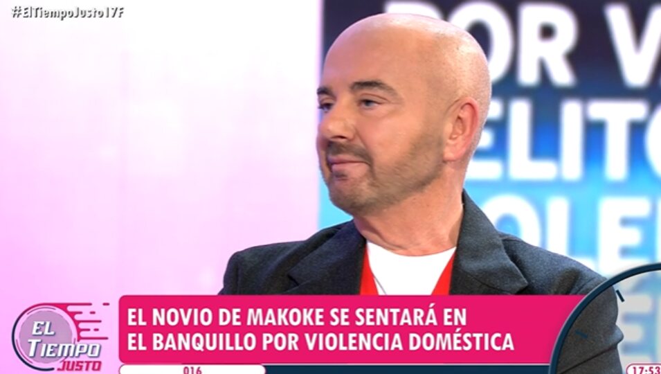 Luis Pliego en 'El tiempo justo' explicando la situación del novio de Makoke | Foto: Telecinco.es