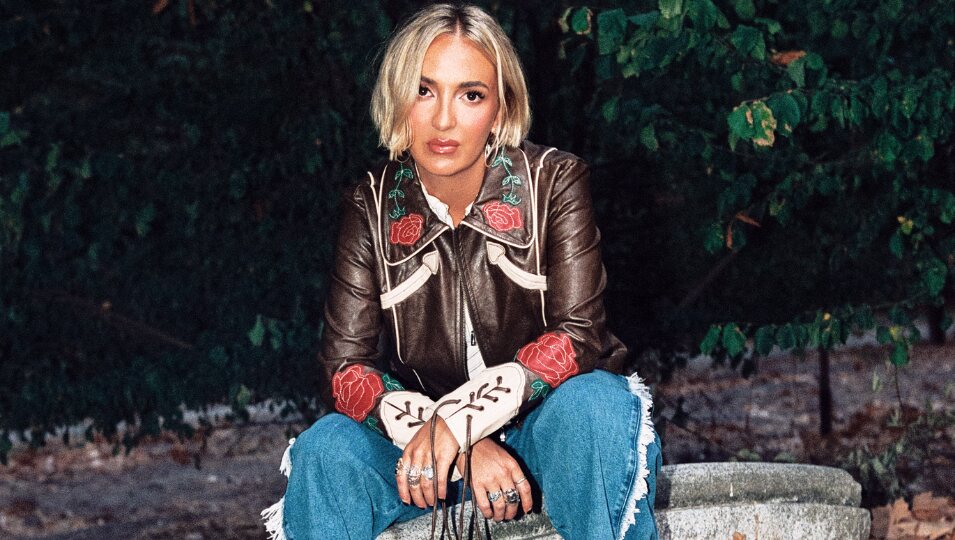 Foto promocional de Paula Mattheus