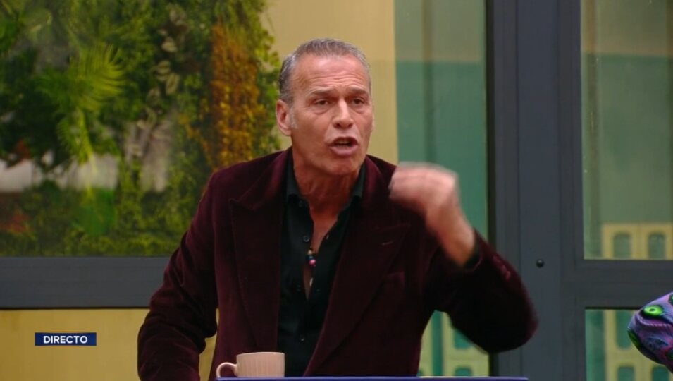 Carlos Lozano empieza la discusión con  Anita Williams | Foto: Telecinco.es