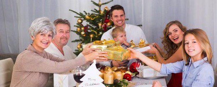 Las fiestas navideñas suelen celebrarse con la familia