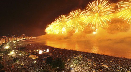 Fiesta de Fin de Año en la playa de Copacabana