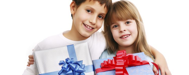 Debes ayudar a que los pequeños de la familia sigan creyendo en esta mágica tradición