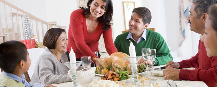 El pan es un alimento que engorda bastante, si puedes evitarlo en Navidad hazlo