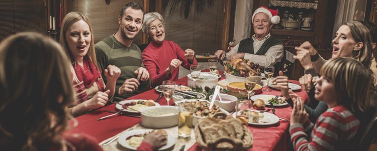 Si tienes una familia muy tradicional no conviene que salgas de fiesta