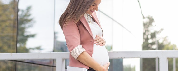 Un traje de chaqueta es una buena opción