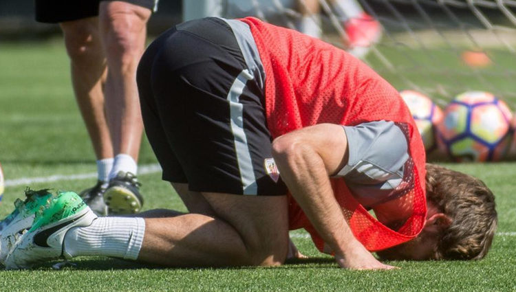 Yeray Álvarez deja la Sub-21