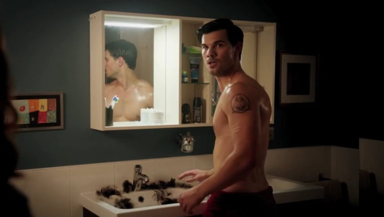 Taylor Lautner luce cuerpo en 'Cuckoo'